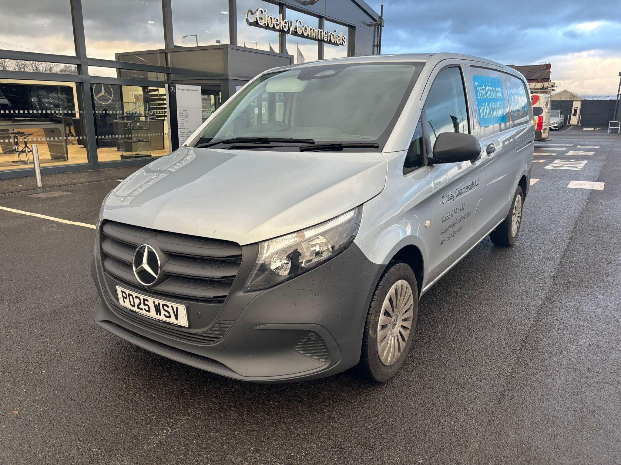 2025 MERCEDES-BENZ VITO
